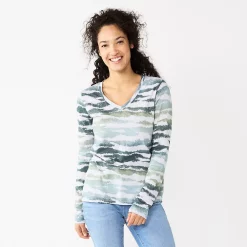 Women's Sonoma Goods For Life® Everyday V-Neck Long Sleeve Tee 55 Women's Sonoma Goods For Life® Everyday V-Neck Long Sleeve Tee -Sonoma Clothing Store 5625801 Blue Animal Print