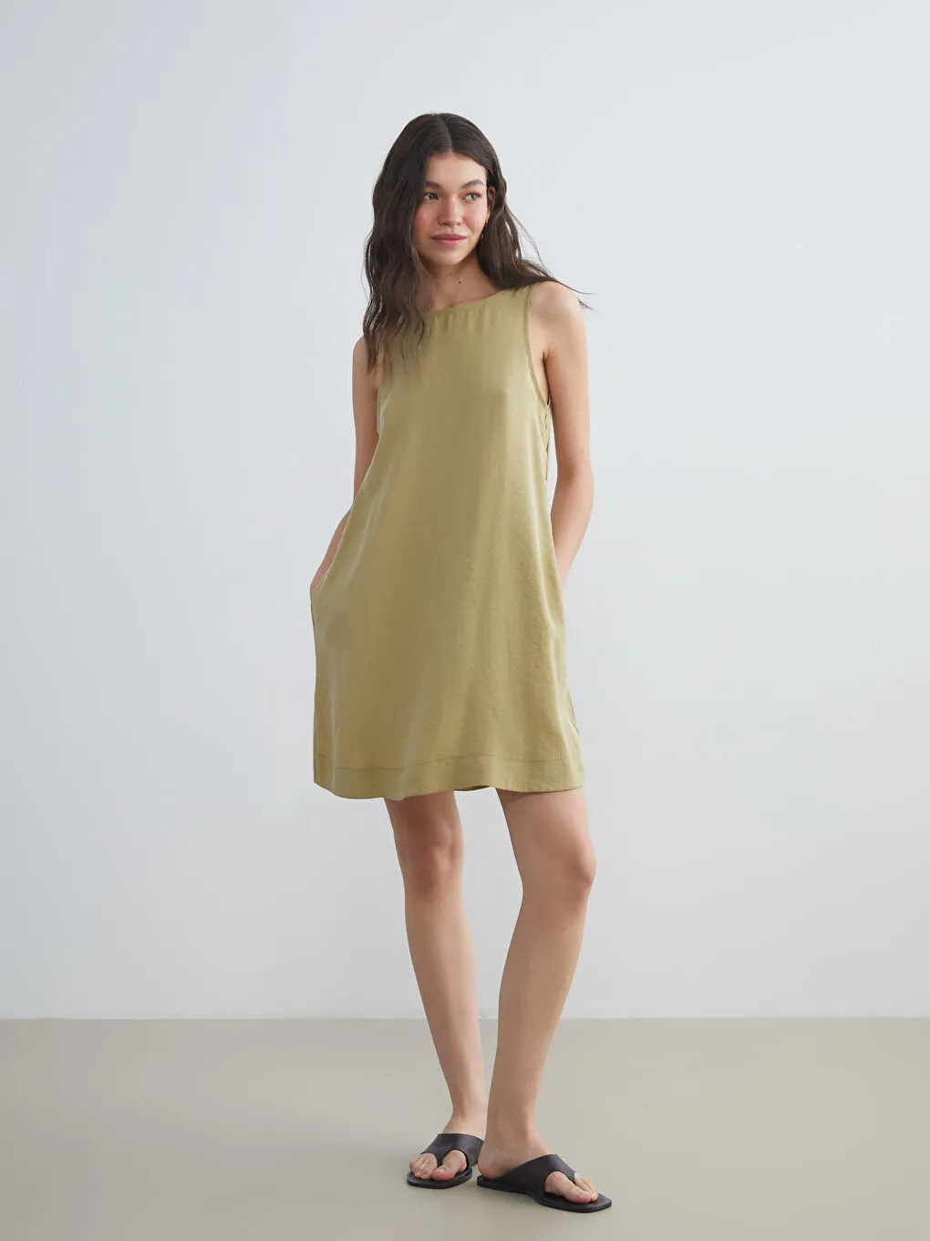 Sonoma Clothing Store -Sonoma Clothing Store l 20251 s5ri04z8 q9y 80 58 88 175 a